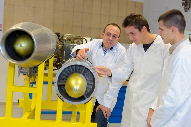 معلومات شاملة عن هندسة إلكترونيات الطيران